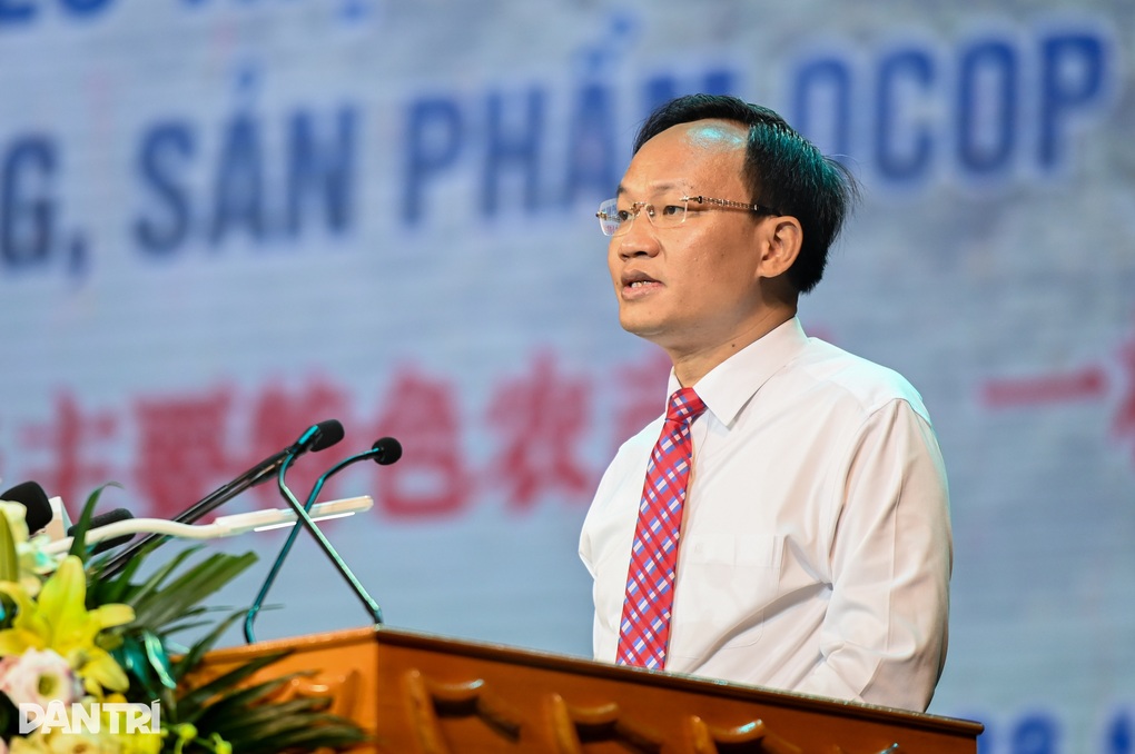 Phó Chủ tịch Quốc hội: Trái vải thiều giúp nhiều hộ dân vươn lên làm giàu - 2 Phó Chủ tịch Quốc hội: Trái vải thiều giúp nhiều hộ dân vươn lên làm giàu - 2