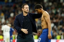 HLV Frank Lampard nói điều bất ngờ dù Chelsea thua Real Madrid