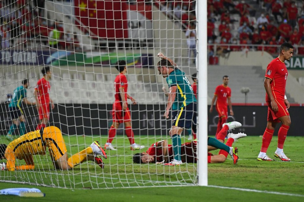 Trung Quốc 1-1 Australia: Công nghệ VAR giúp thầy trò HLV Li Tie thoát thua - 2 Trung Quốc 1-1 Australia: Công nghệ VAR giúp thầy trò HLV Li Tie thoát thua - 2