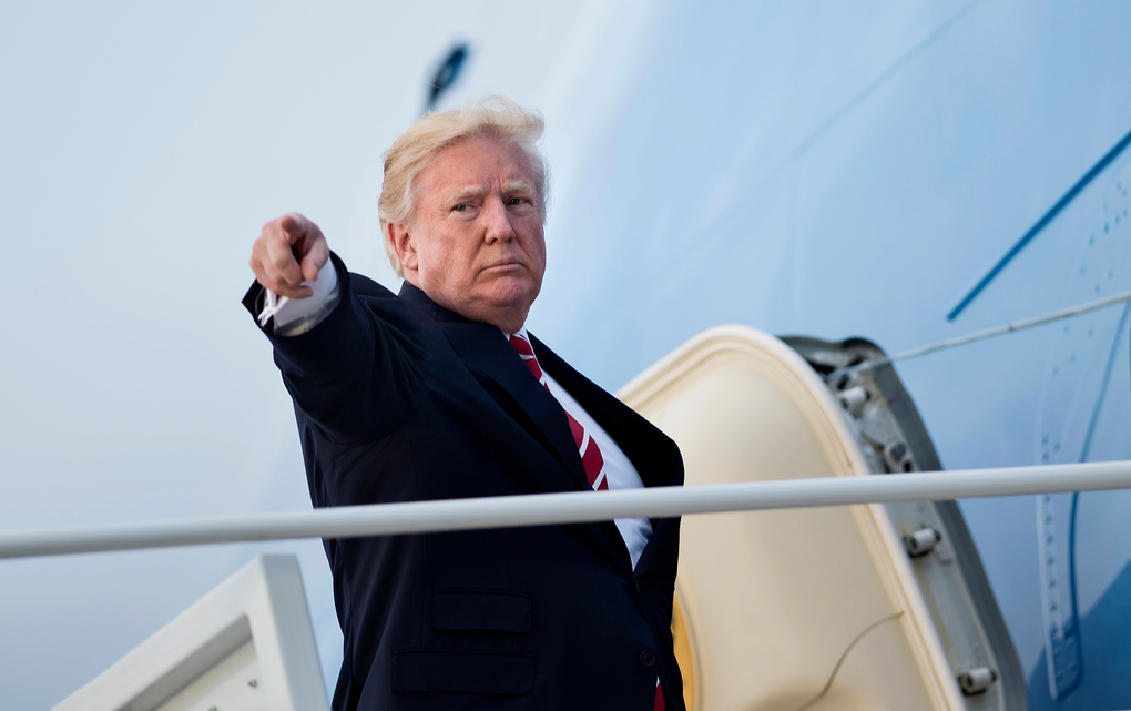 Công tố viên New York liên hệ luật sư riêng, yêu cầu ông Trump trình diện - 1 Công tố viên New York liên hệ luật sư riêng, yêu cầu ông Trump trình diện - 1