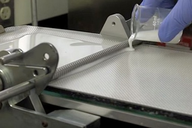 Sữa sẽ thay thế nhựa dẻo để trở thành màng bọc thực phẩm?