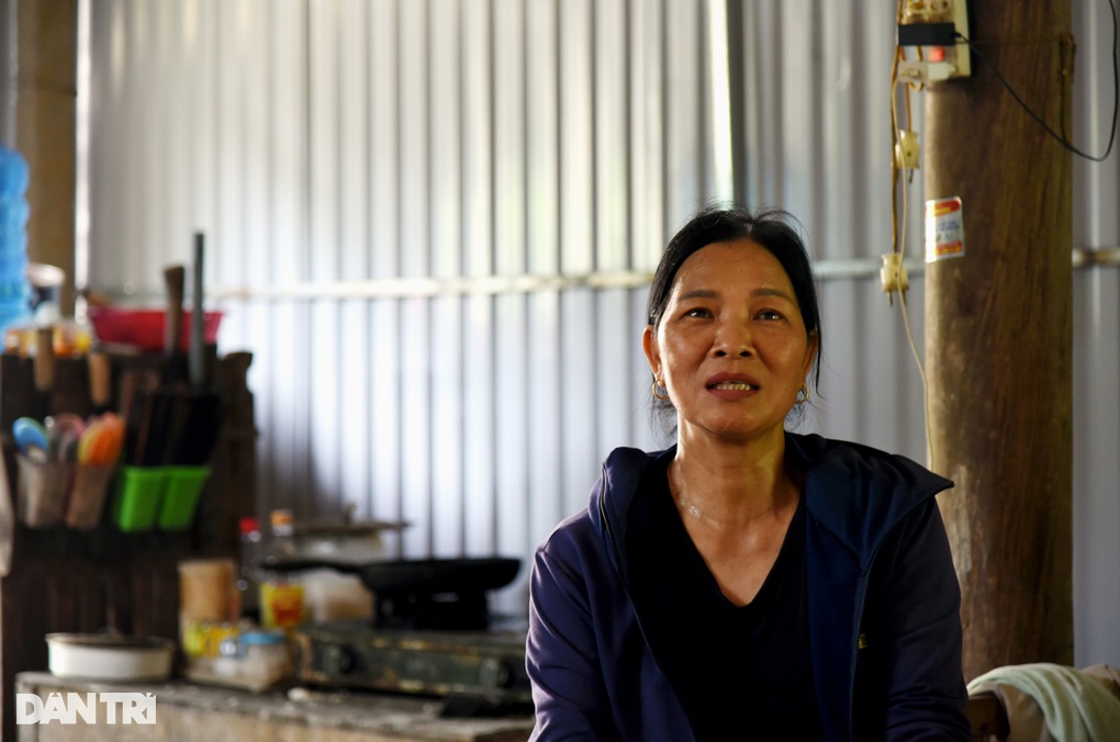 Cậu bé bị bỏng lết trên nền nhà, sau 3 lần phẫu thuật giờ đã đi học - 6 Cậu bé bị bỏng lết trên nền nhà, sau 3 lần phẫu thuật giờ đã đi học - 6