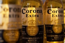 Mexico dừng sản xuất bia Corona trong đại dịch Covid-19