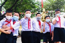 Mưa to, học sinh Đà Nẵng nghỉ học từ trưa nay 8/10