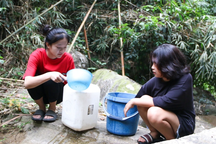 Đề xuất cán bộ, công chức được trợ cấp gần 1 triệu đồng/tháng mua nước sạch