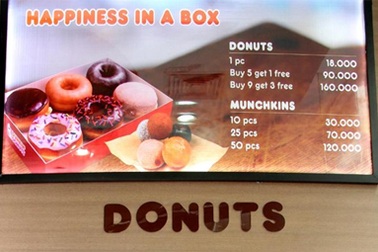 Tưng bừng khai trương cửa hàng Dunkin’ Donuts đầu tiên tại Hà Nội