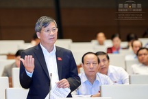 Cá độ bóng đá: Đừng để trong luật thì cấm, còn thực tế thì bùng nổ