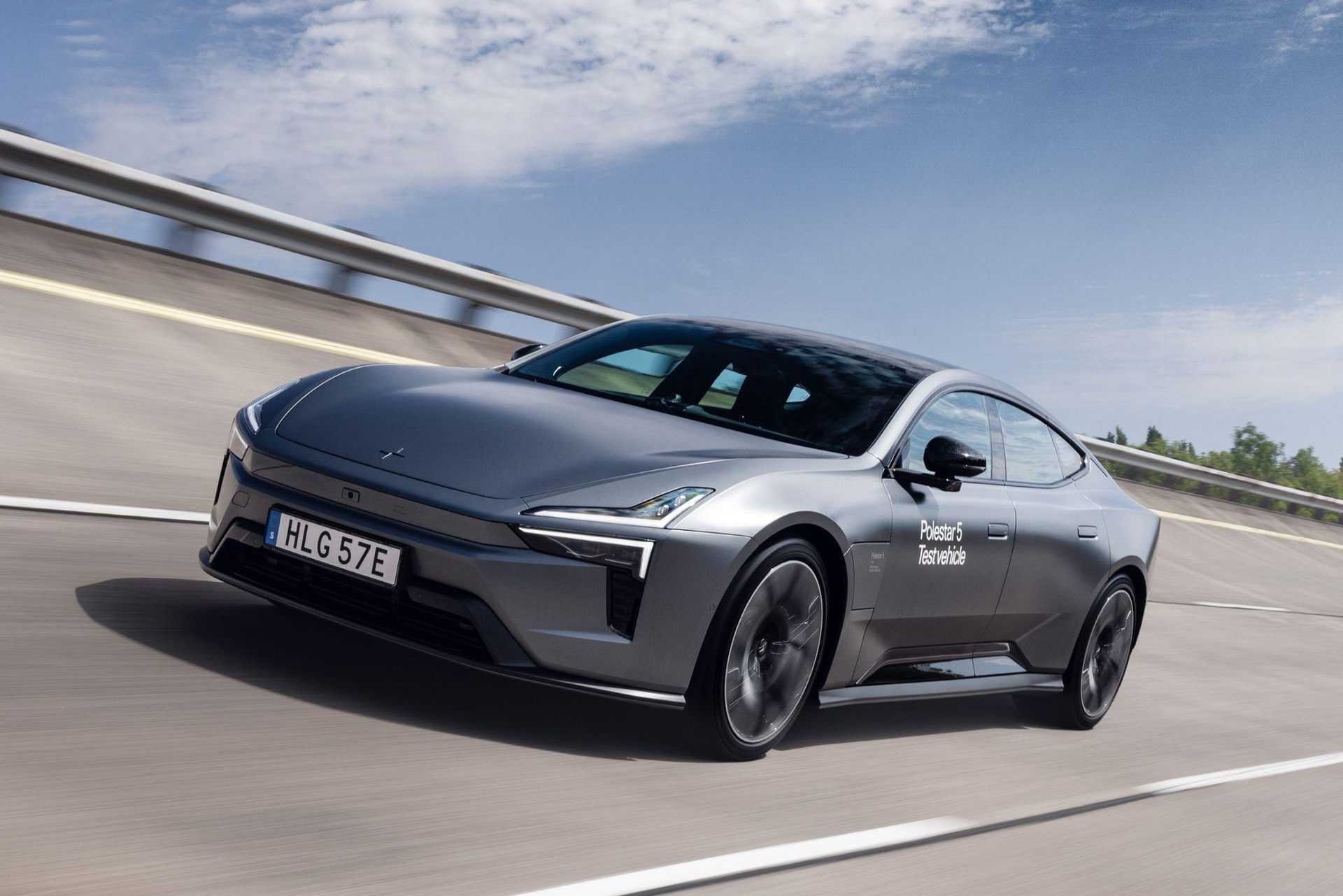 Xe điện Polestar 5 không có kính hậu, mạnh 872 mã lực, đấu Porsche Taycan - 2 Xe điện Polestar 5 không có kính hậu, mạnh 872 mã lực, đấu Porsche Taycan - 2