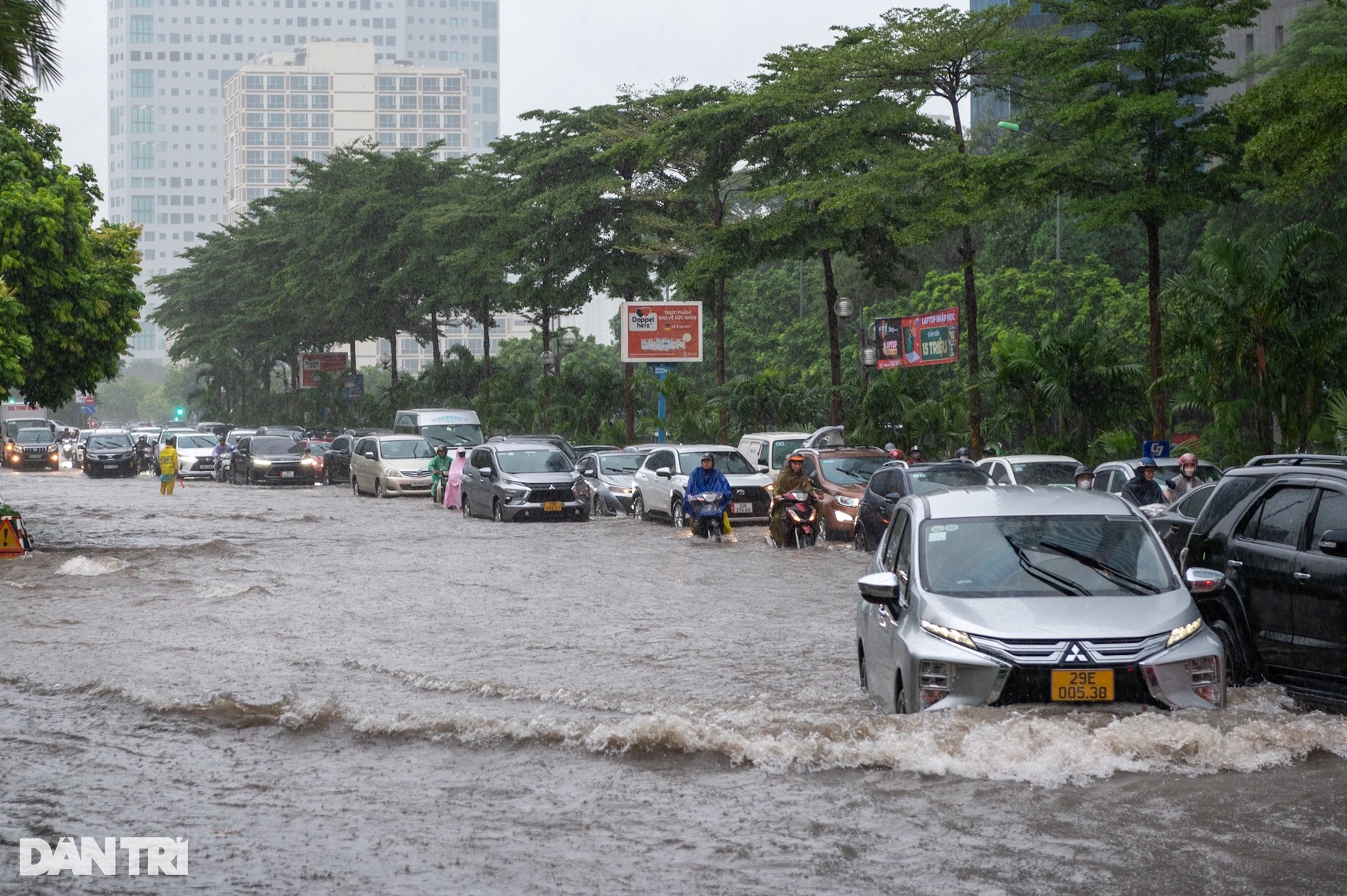 Một buổi sáng tê liệt ở Hà Nội - 14