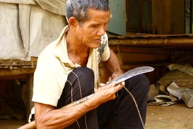 Người mù “huyền thoại” trên đỉnh Trường Sơn