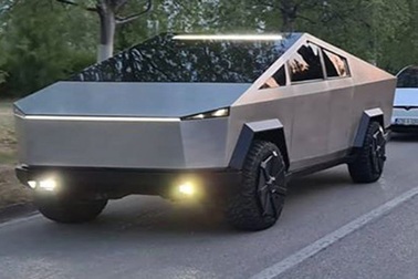 Một chiếc xe nhái giống Tesla Cybertruck đến kinh ngạc