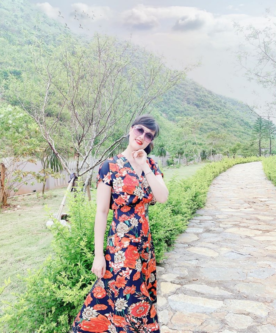 Vân Dung hiếm hoi khoe dáng với áo tắm, trẻ trung như gái 20 - 5 Vân Dung hiếm hoi khoe dáng với áo tắm, trẻ trung như gái 20 - 5