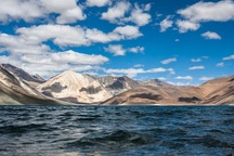 Trung Quốc bị nghi xây cầu giúp chuyển quân nhanh hơn tới biên giới Ấn Độ