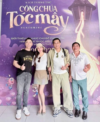 Hồ Quỳnh Hương sau cưới: Hay khoe ông xã, nói về mối quan hệ với nhà chồng - 1