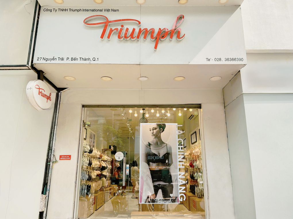 “Seja você mesmo”: a estratégia da Triumph para abordar clientes jovens por meio de experiências emocionais - 1 “Là chính nàng”: Chiến lược tiếp cận khách hàng trẻ bằng trải nghiệm cảm xúc của Triumph - 1