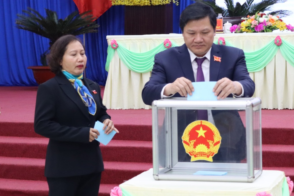 Gia-Lai_phó-chu-tich-tinh_Hoang-Thanh.jpg Gia-Lai_phó-chu-tich-tinh_Hoang-Thanh.jpg