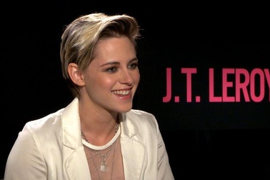 Kristen Stewart chia sẻ về sự thay đổi phong cách