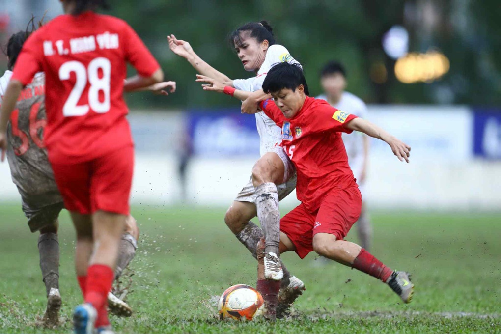 Đội TPHCM có chiến thắng sát nút tại giải bóng đá nữ vô địch quốc gia 2025 - 1 Đội TPHCM có chiến thắng sát nút tại giải bóng đá nữ vô địch quốc gia 2025 - 1