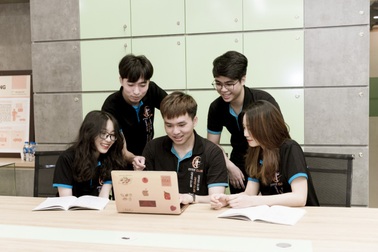 Trường đại học sẽ cam kết gì với sinh viên nếu học phí tăng?