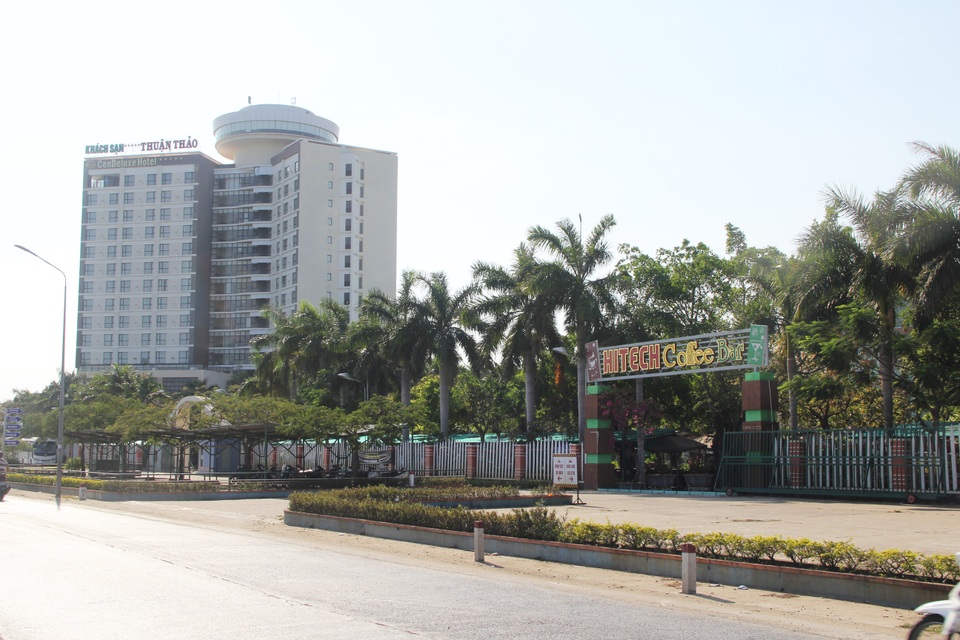 Chuỗi bất động sản “khủng” của Bông hồng vàng Võ Thị Thanh bị rao bán - 1 Chuỗi bất động sản “khủng” của Bông hồng vàng Võ Thị Thanh bị rao bán - 1