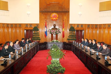 Thủ tướng tiếp Chủ tịch Quốc hội Lào, Chủ tịch Hạ viện Ấn Độ