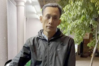 Cảnh sát hình sự rởm trấn lột tài sản của thiếu nữ