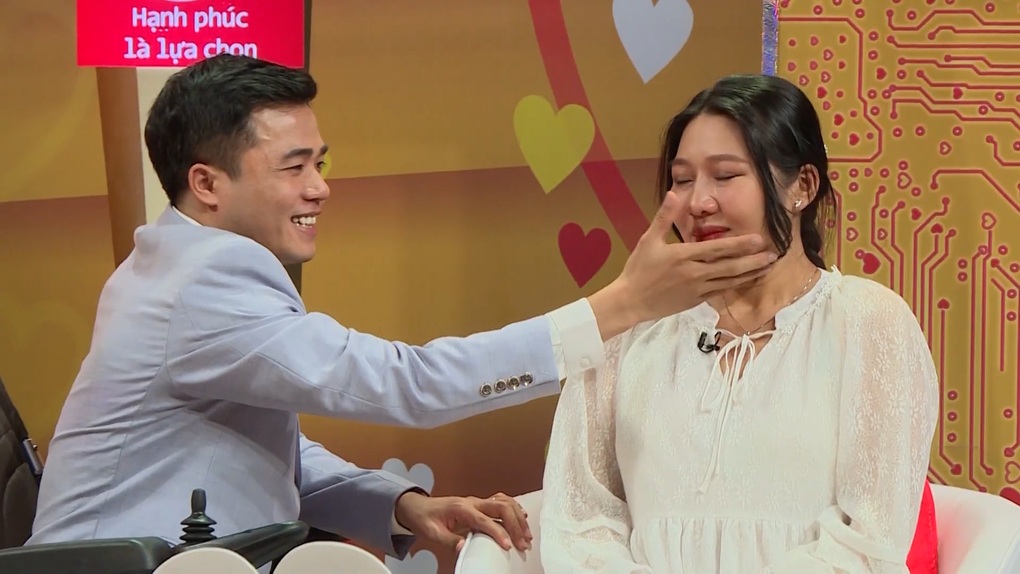 Hành trình yêu ngọt ngào của chàng trai không chân và cô gái xinh đẹp - 2 Hành trình yêu ngọt ngào của chàng trai không chân và cô gái xinh đẹp - 2