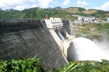 Phổ biến cách ứng phó động đất cho vùng "liên tục rung chấn"