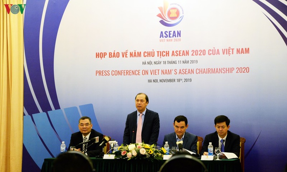 Việt Nam sẽ đẩy nhanh tiến trình đàm phán COC trong năm Chủ tịch ASEAN - 1 Việt Nam sẽ đẩy nhanh tiến trình đàm phán COC trong năm Chủ tịch ASEAN - 1