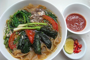 Thưởng thức những món ăn "nổi danh" ở xứ Cảng