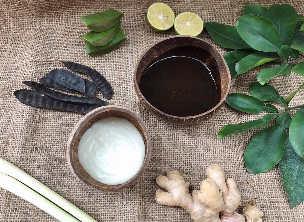 Bỏ phố về quê nấu nước gội đầu thảo mộc, bà mẹ 2 con chốt đơn mỏi tay - 4 Bỏ phố về quê nấu nước gội đầu thảo mộc, bà mẹ 2 con chốt đơn mỏi tay - 4