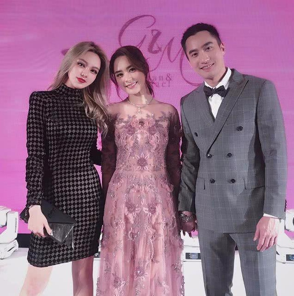 Hậu ly hôn: Chồng cũ tuyệt tình, Chung Hân Đồng vẫn giữ ảnh cưới - 5 Hậu ly hôn: Chồng cũ tuyệt tình, Chung Hân Đồng vẫn giữ ảnh cưới - 5