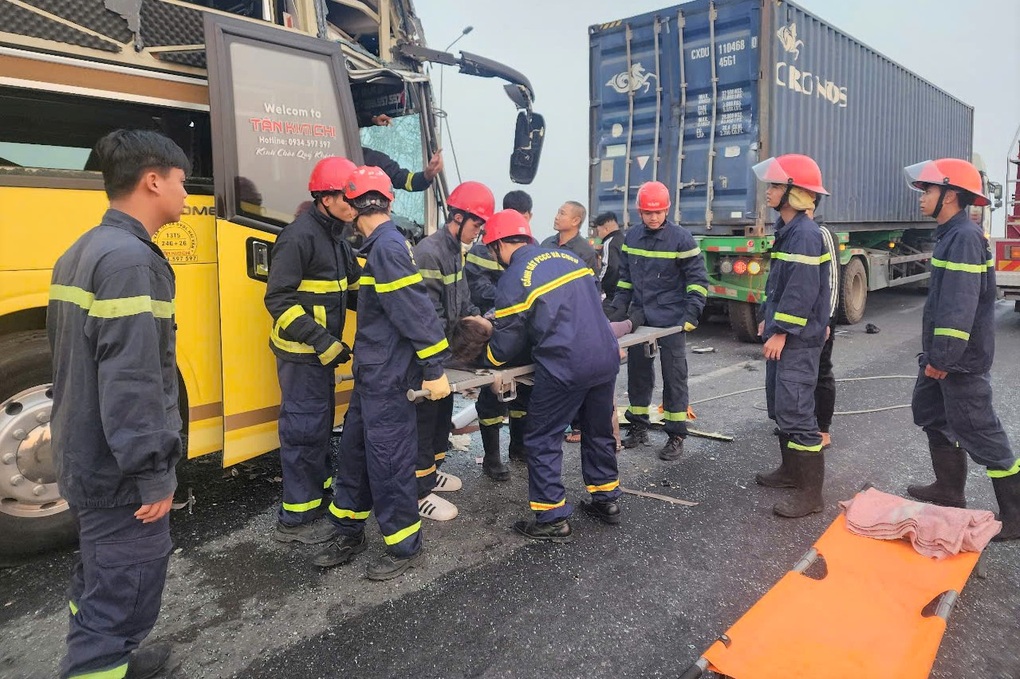 Vụ tai nạn trên cao tốc Cao Bồ - Mai Sơn: Nhiều bệnh nhân được xuất viện - 1 Vụ tai nạn trên cao tốc Cao Bồ - Mai Sơn: Nhiều bệnh nhân được xuất viện - 1