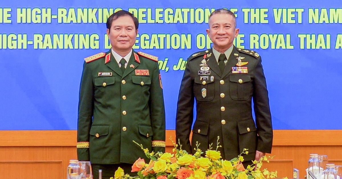 Đại tướng Nguyễn Tân Cương hội đàm Tư lệnh Lực lượng Quốc phòng Thái Lan