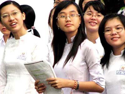 Hiệu trưởng lên tiếng việc bỏ quy định miễn học phí sinh viên sư phạm