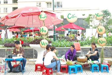 Tưng bừng Chợ quê Dương Nội