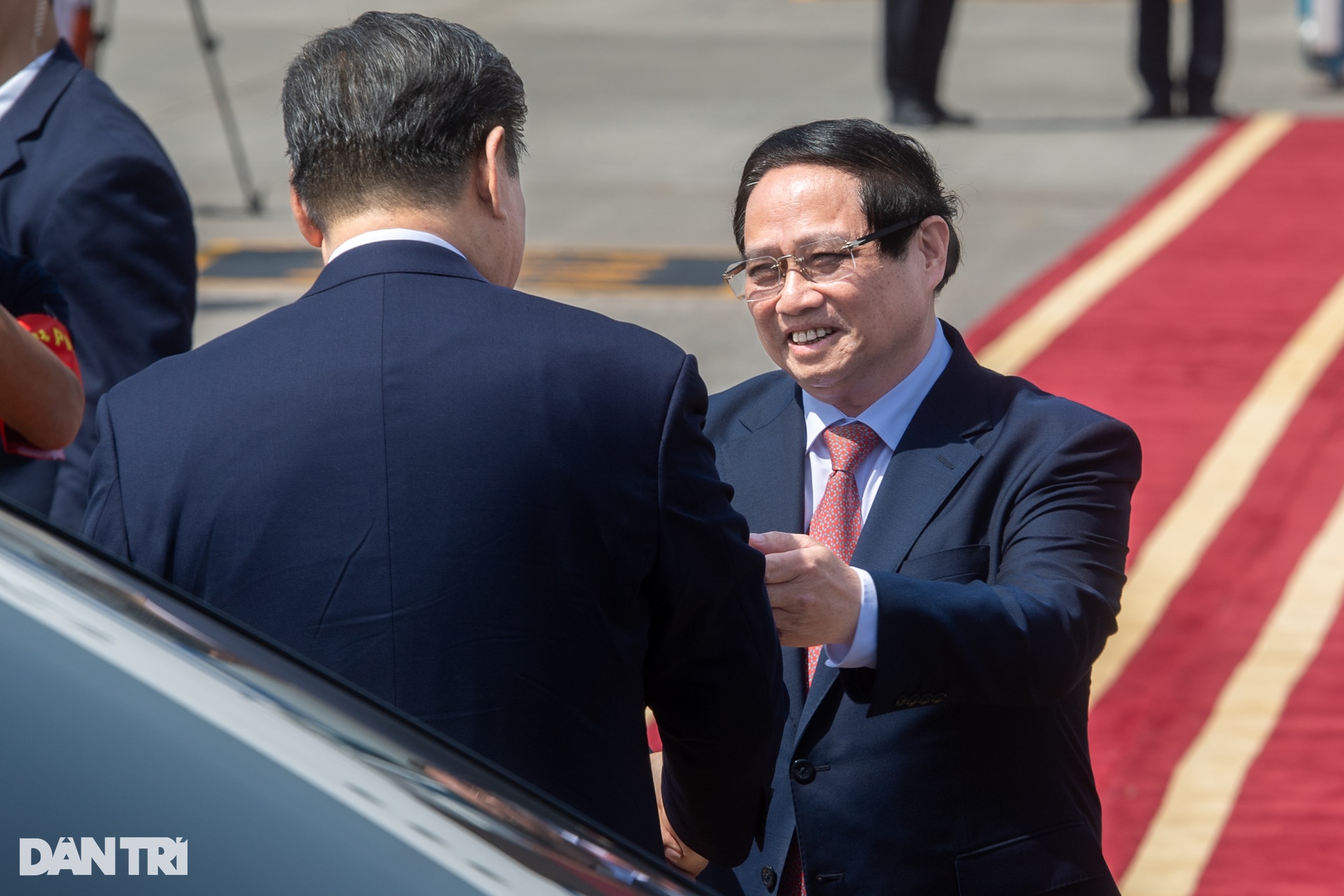 Thủ tướng Phạm Minh Chính tiễn Tổng Bí thư, Chủ tịch Trung Quốc Tập Cận Bình tại sân bay - 5 Thủ tướng Phạm Minh Chính tiễn Tổng Bí thư, Chủ tịch Trung Quốc Tập Cận Bình tại sân bay - 5