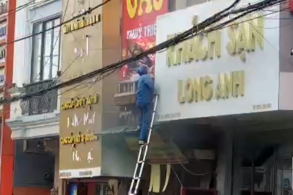 Nhân viên VNPT dũng cảm cứu người trong đám cháy tại Sa Pa - 2 Nhân viên VNPT dũng cảm cứu người trong đám cháy tại Sa Pa - 2