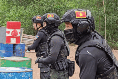 Theo chân cảnh sát chống khủng bố "vượt ải" huấn luyện khắc nghiệt