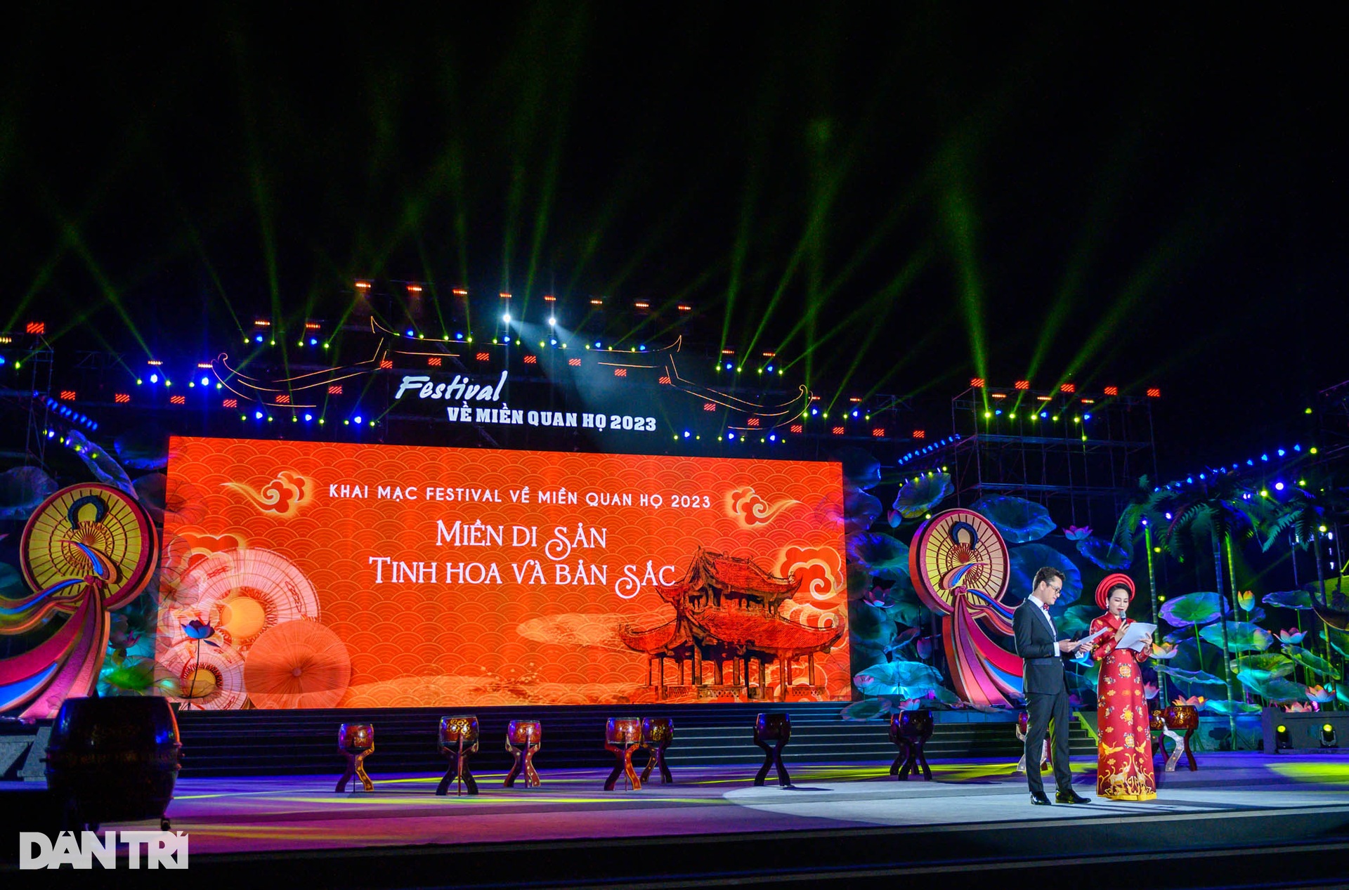 Gần 1.000 nghệ sĩ biểu diễn tại lễ khai mạc Festival Về miền Quan họ 2023 - 1 Gần 1.000 nghệ sĩ biểu diễn tại lễ khai mạc Festival Về miền Quan họ 2023 - 1