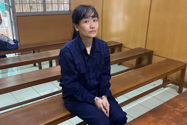 Người đàn ông ngoại quốc "sập bẫy" khi vào khách sạn với phụ nữ lạ