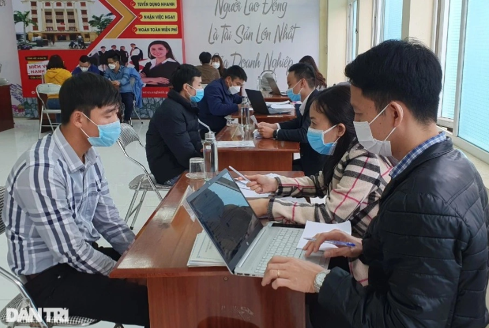 Thấy gì từ tranh luận làm việc bao nhiêu tiếng mỗi ngày? - 1 Thấy gì từ tranh luận làm việc bao nhiêu tiếng mỗi ngày? - 1