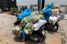 Những tình nguyện viên ngày đêm chở "Chuyến rau vui vẻ" khắp TPHCM