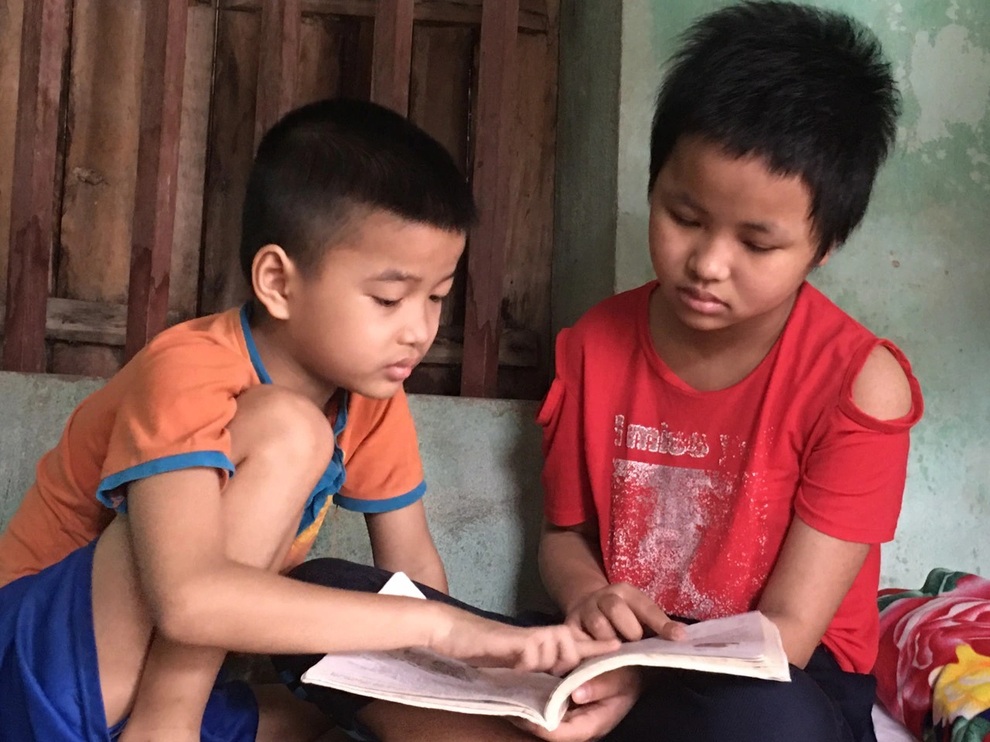 Người mẹ đơn thân khốn khổ cầu xin cứu 2 con mắc bệnh hiểm nghèo - 4 Người mẹ đơn thân khốn khổ cầu xin cứu 2 con mắc bệnh hiểm nghèo - 4
