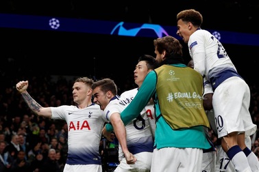 Những khoảnh khắc Man City "câm lặng" trước Son Heung Min
