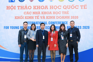 "Các nhà khoa học trẻ là tài sản xã hội"
