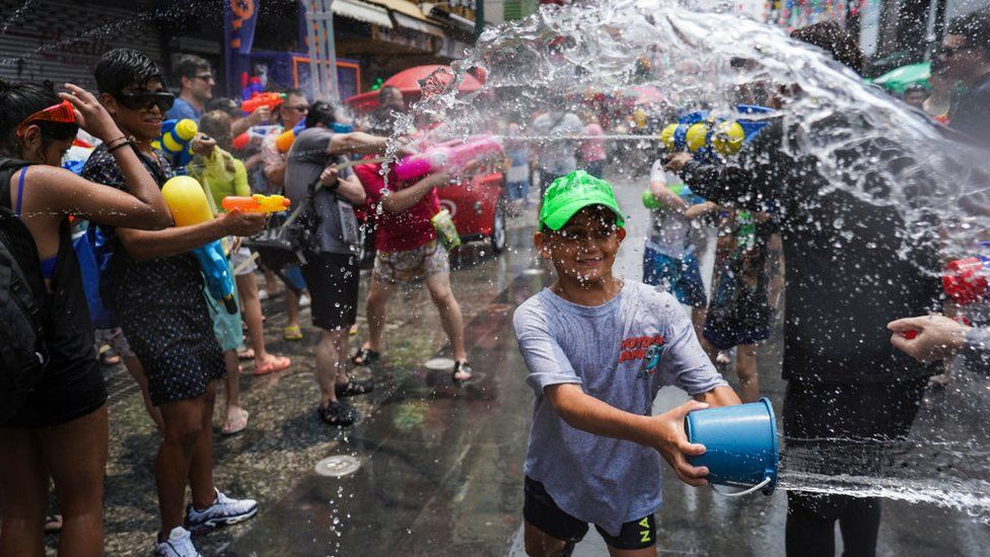 243 người chết ở lễ hội té nước Songkran Thái Lan, chủ yếu vì xe máy