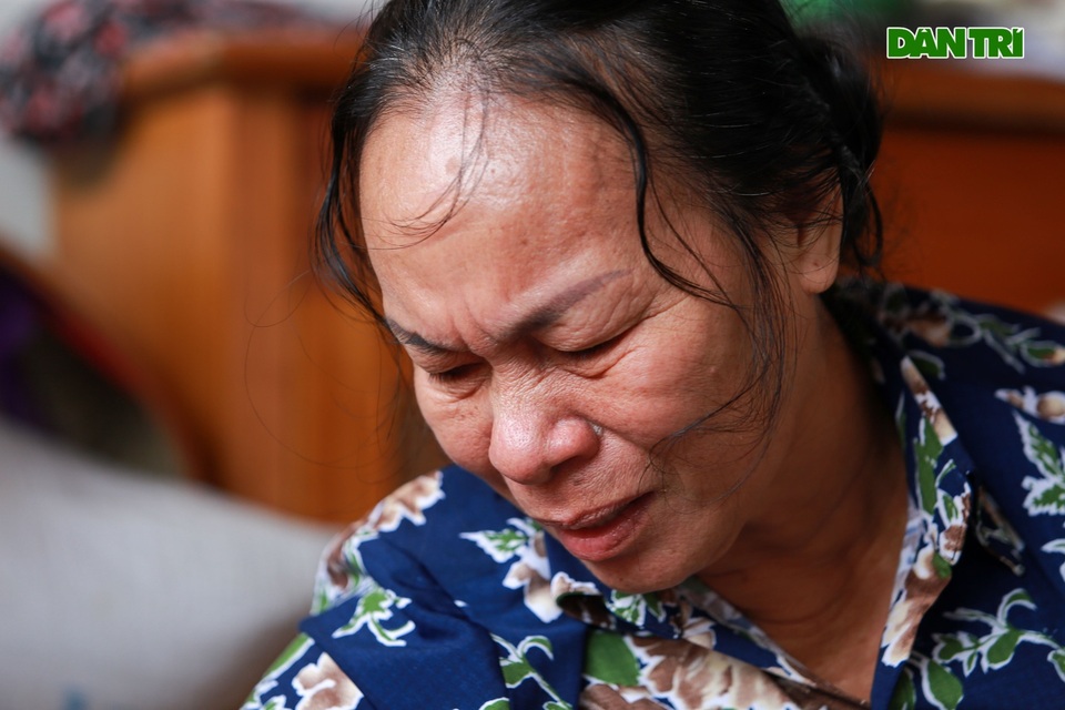 Người Hà Nội góp củi, gạo nấu hàng nghìn chiếc bánh chưng ủng hộ miền Trung - 8 Người Hà Nội góp củi, gạo nấu hàng nghìn chiếc bánh chưng ủng hộ miền Trung - 8