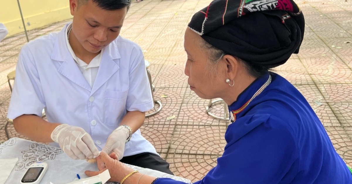 Đề xuất khám sức khỏe định kỳ miễn phí mỗi năm 1 lần theo lộ trình ưu tiên