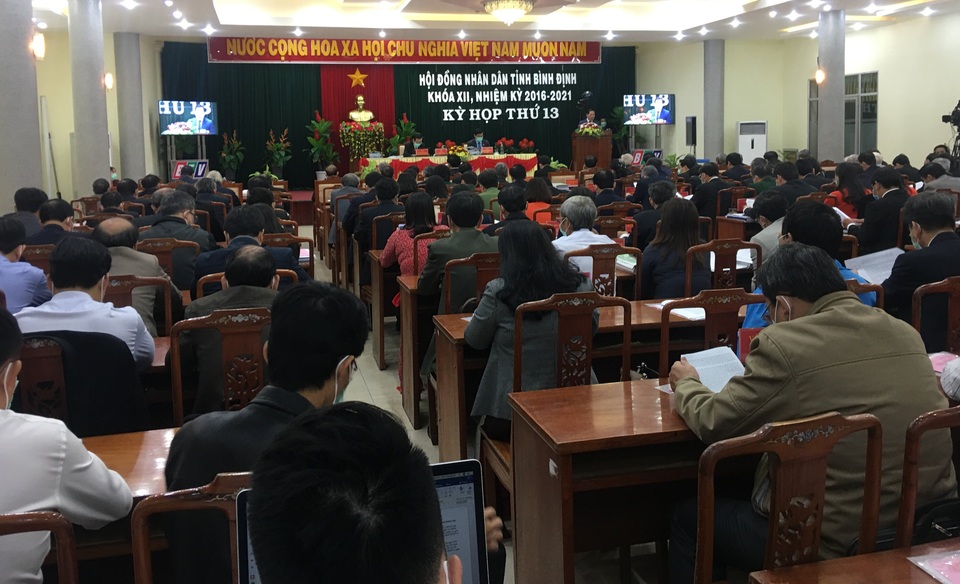 Xử lý nghiêm cán bộ tham ô, gây bức xúc dư luận - 1 Xử lý nghiêm cán bộ tham ô, gây bức xúc dư luận - 1